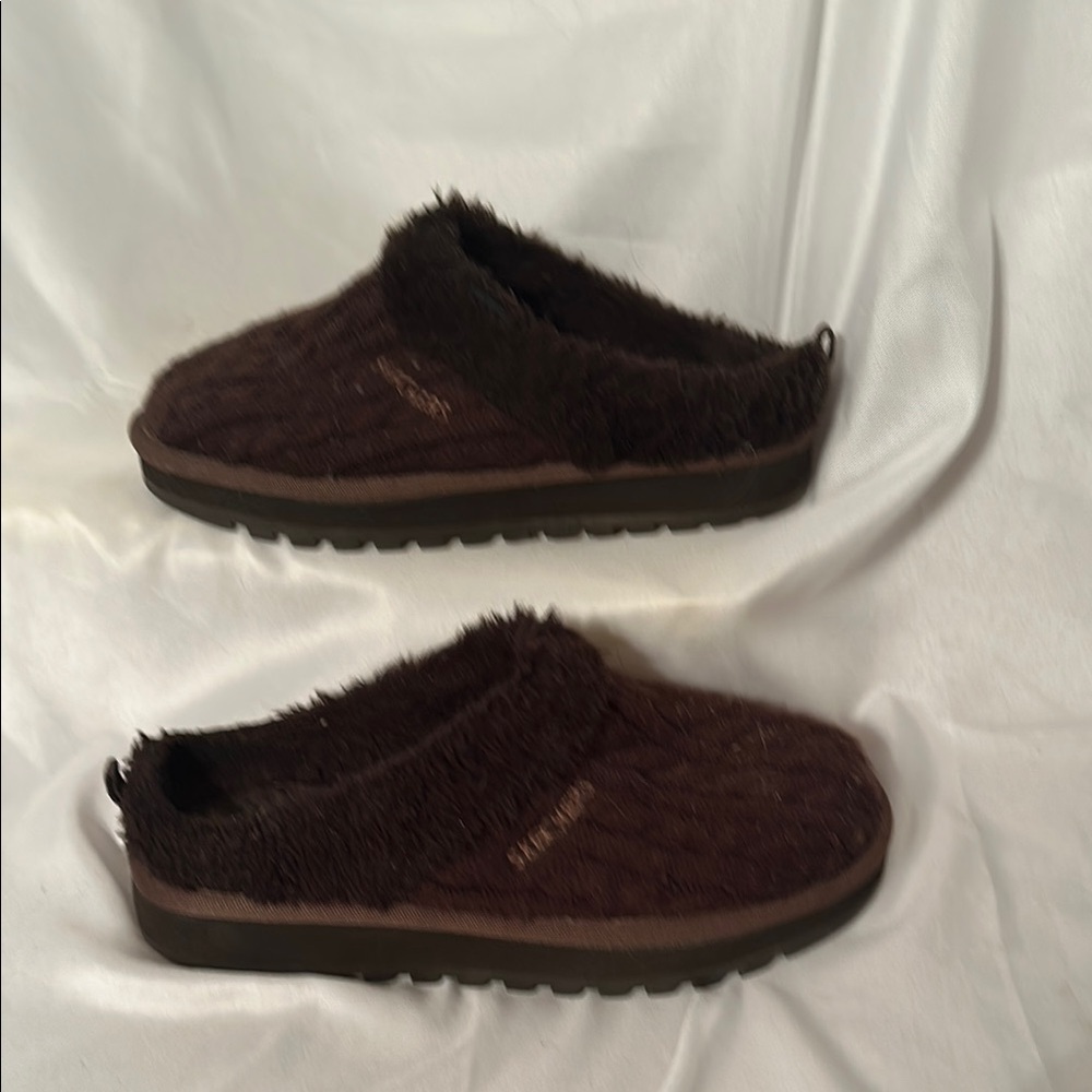Skechers Brown Cozy Slippers with Plush Lining